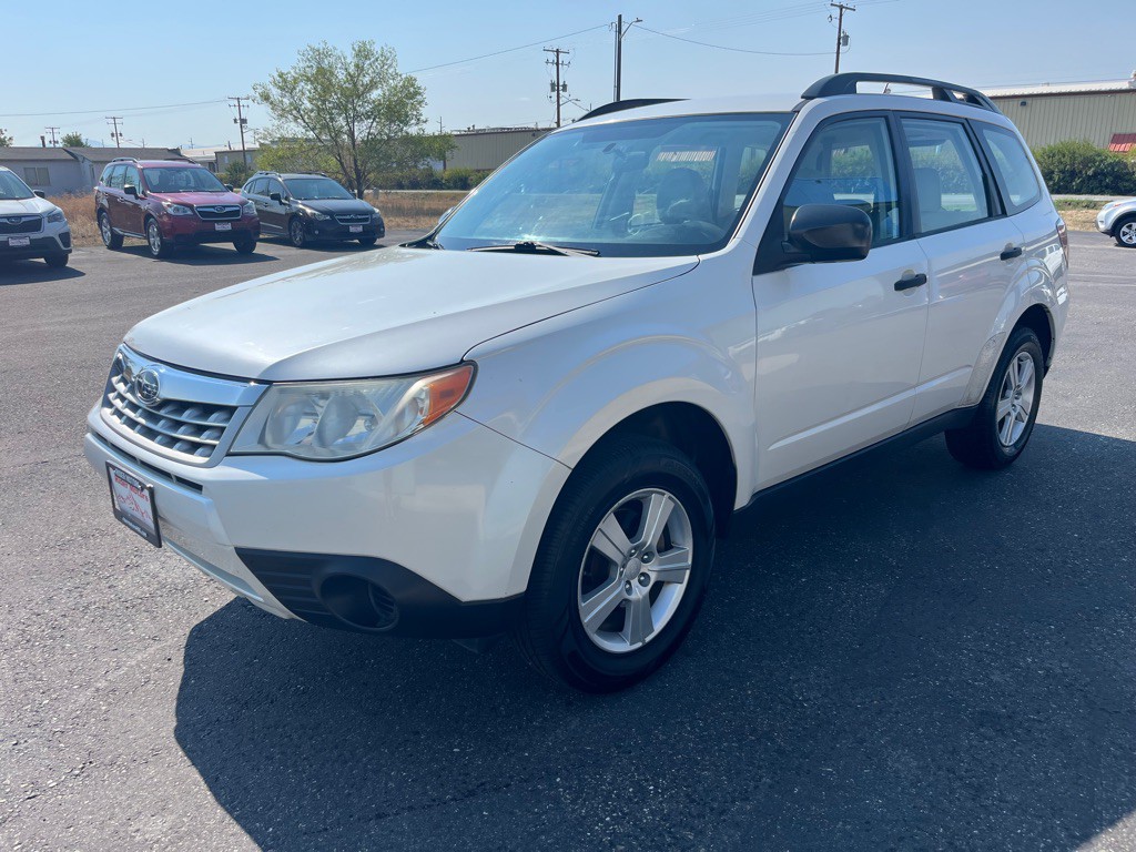 2013 Subaru Forester Image 2