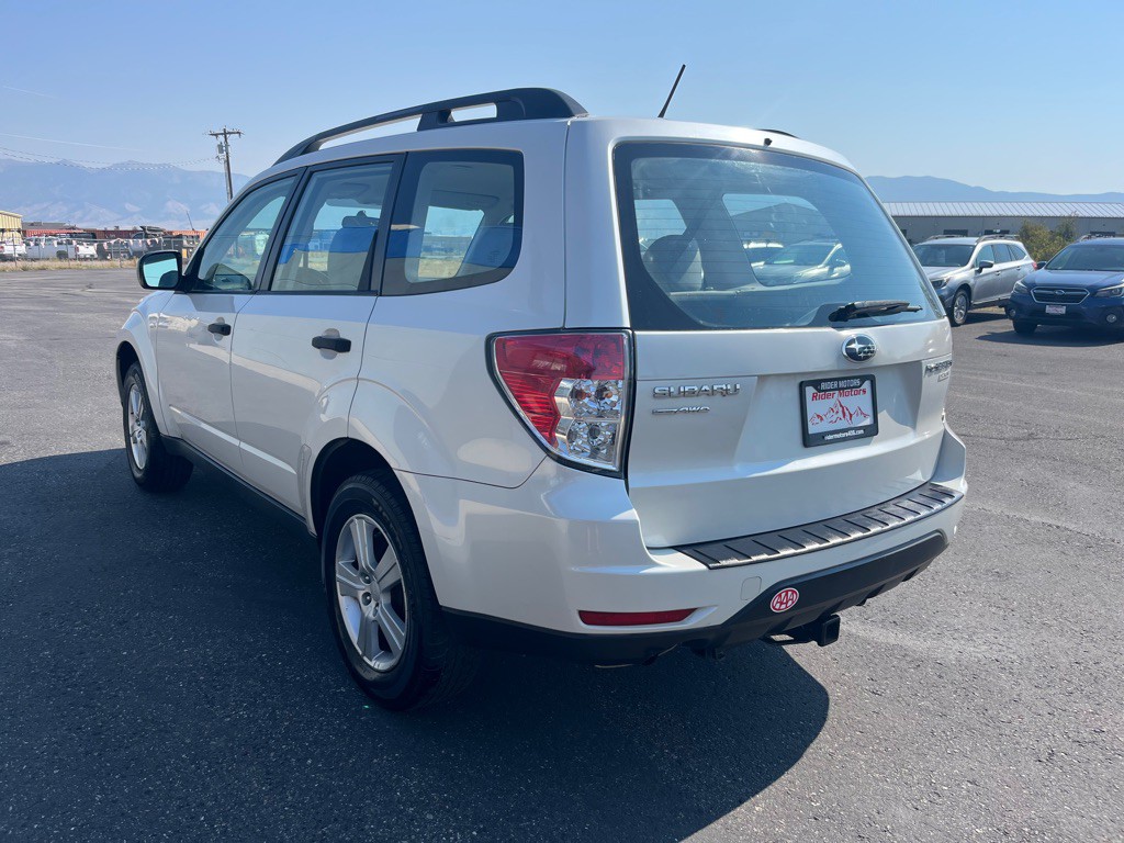 2013 Subaru Forester Image 3