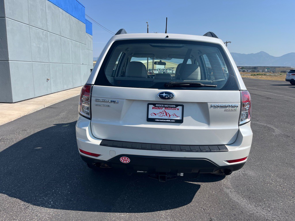 2013 Subaru Forester Image 8