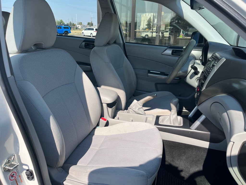 2013 Subaru Forester Image 18