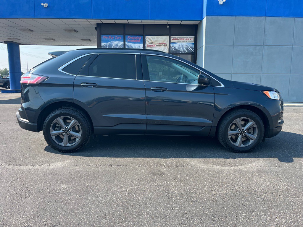 2022 Ford Edge Image 5