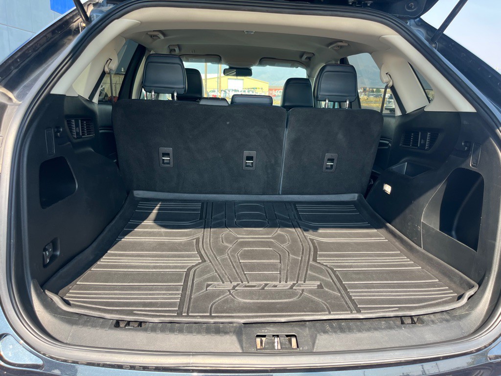 2022 Ford Edge Image 23