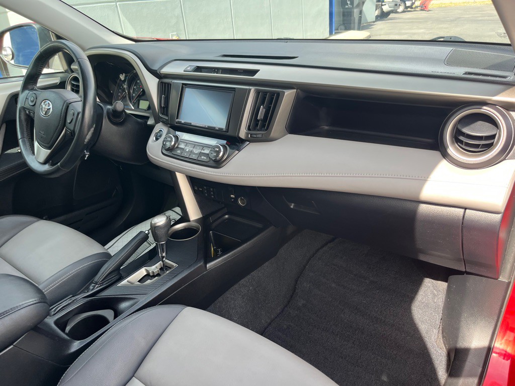 2014 Toyota Rav4 Image 18