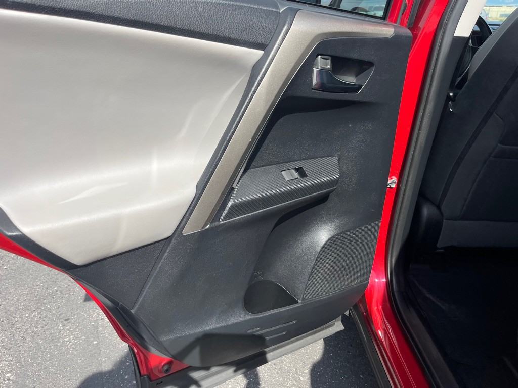 2014 Toyota Rav4 Image 22