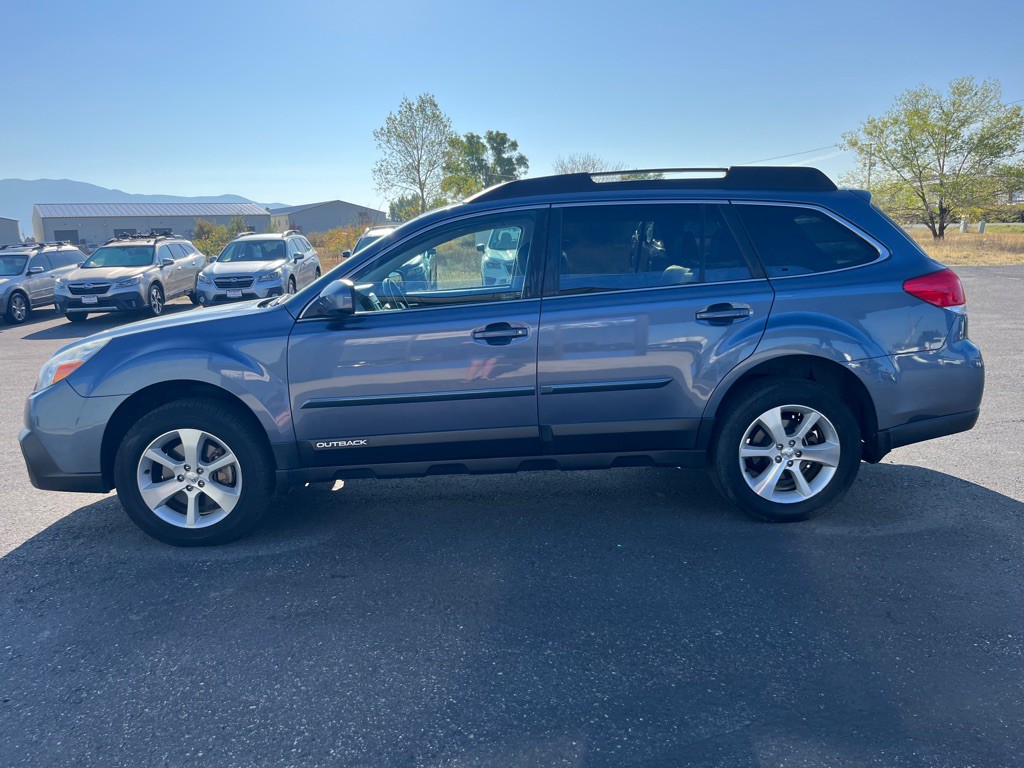 2014 Subaru Outback Image 8