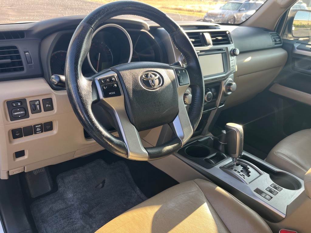 2012 Toyota 4Runner Image 12