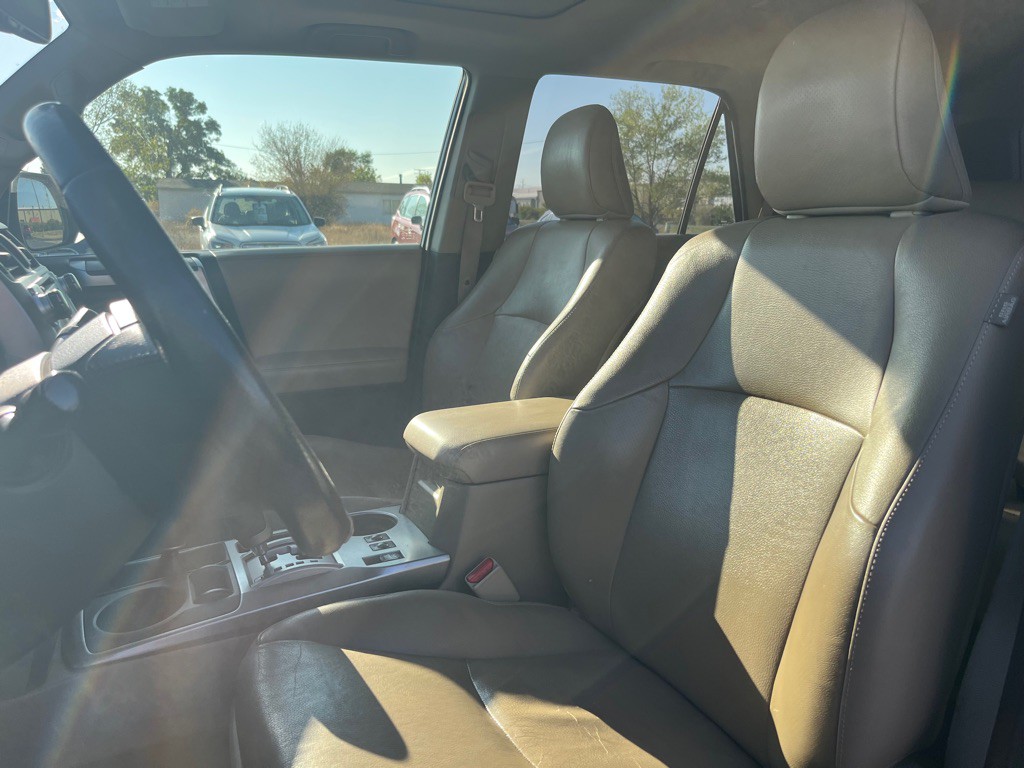 2012 Toyota 4Runner Image 13