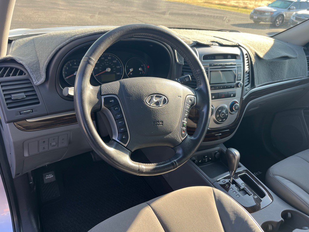 2011 Hyundai Santa Fe Image 13