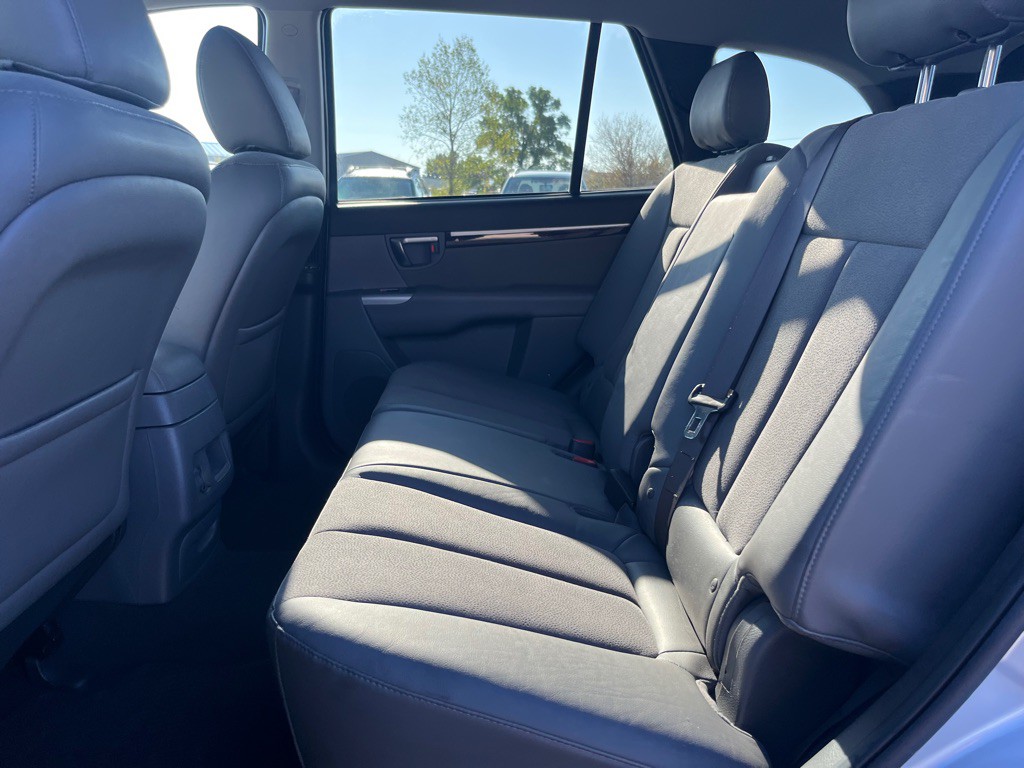 2011 Hyundai Santa Fe Image 22