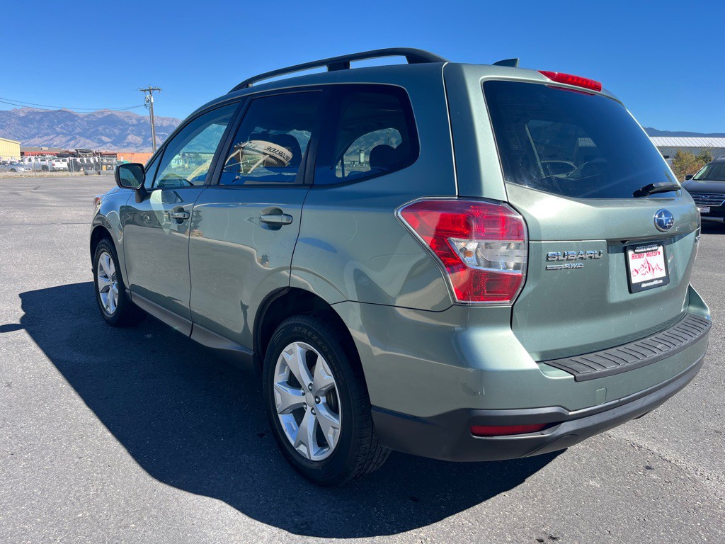2016 Subaru Forester Image 3