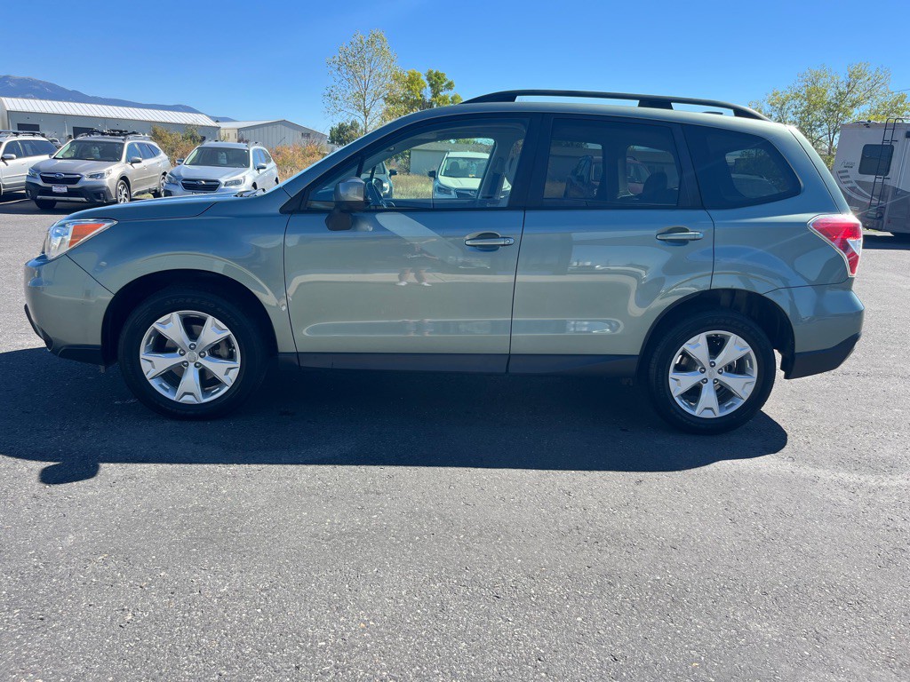 2016 Subaru Forester Image 7