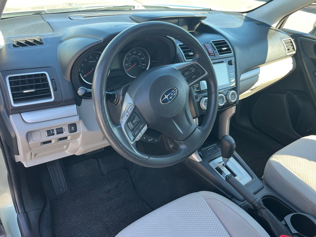 2016 Subaru Forester Image 13