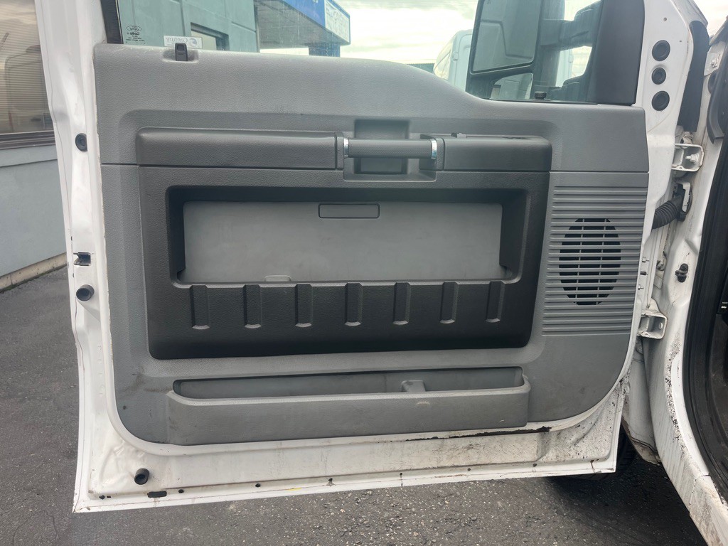 2015 Ford F-250 Image 12