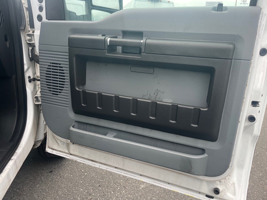 2015 Ford F-250 Image 16