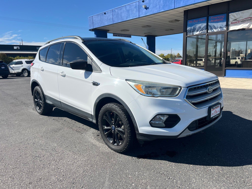 2018 Ford Escape Image 1