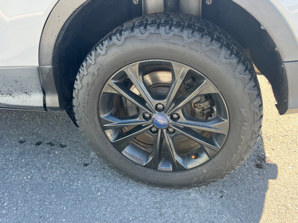 2018 Ford Escape Image 9