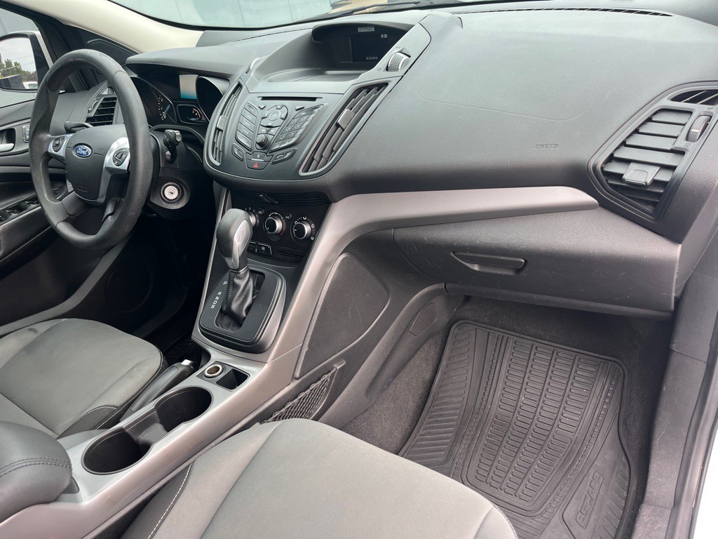 2016 Ford Escape Image 17