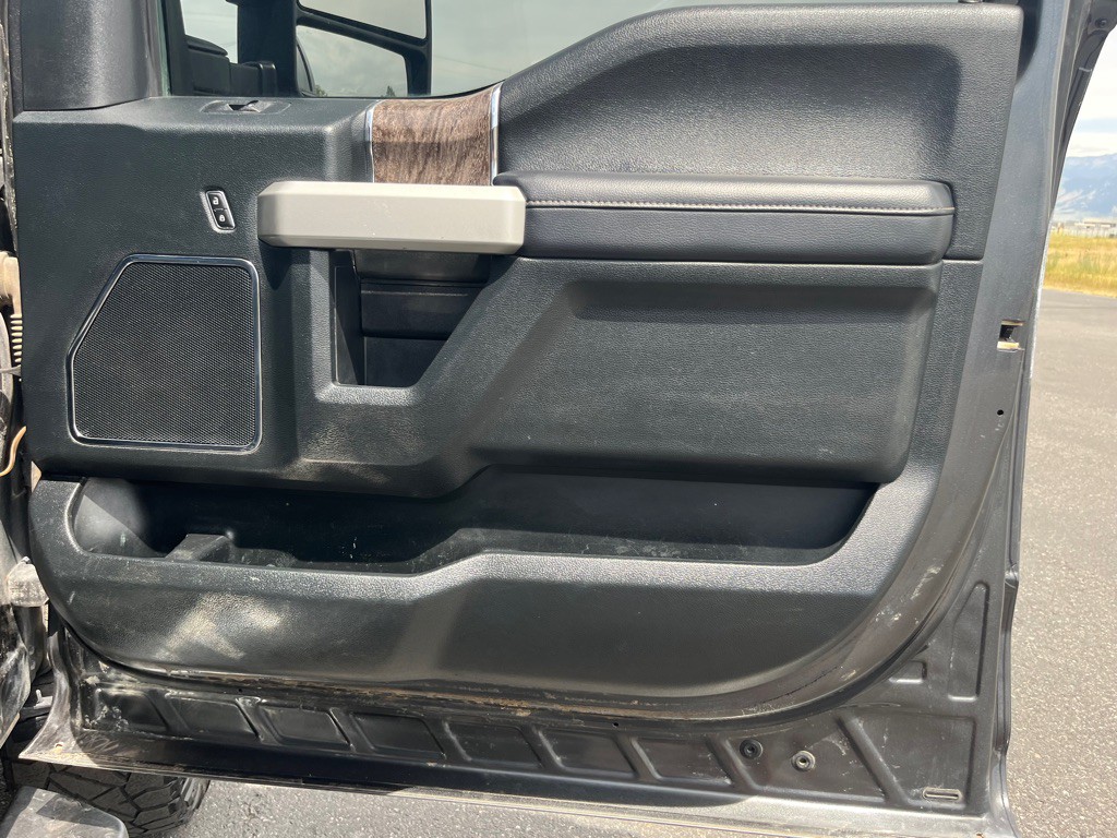 2018 Ford F-350 Image 18