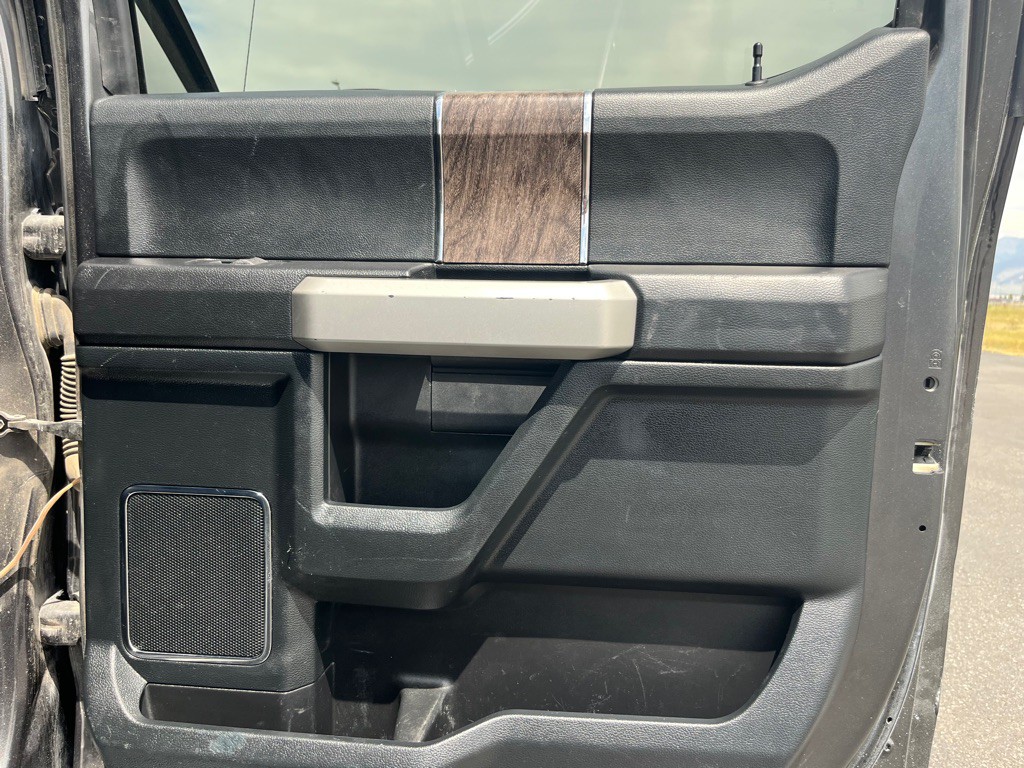 2018 Ford F-350 Image 22