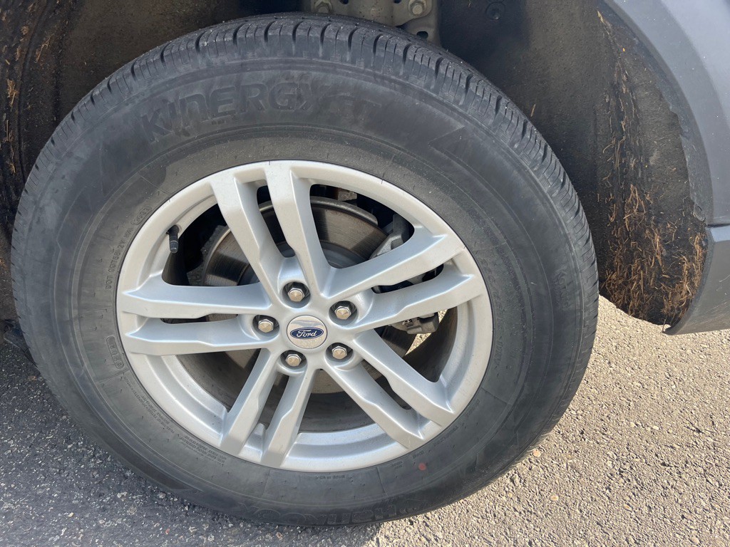 2023 Ford Explorer Image 5