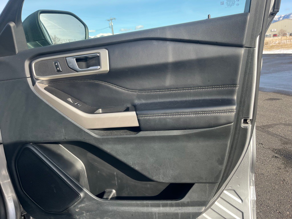 2023 Ford Explorer Image 11