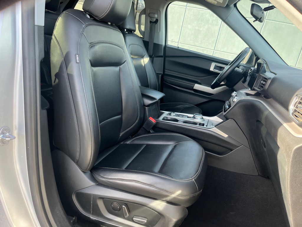 2023 Ford Explorer Image 13