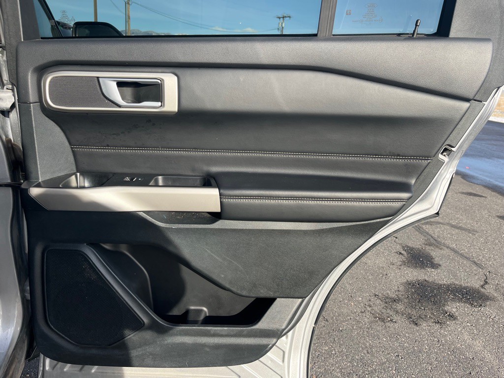 2023 Ford Explorer Image 15