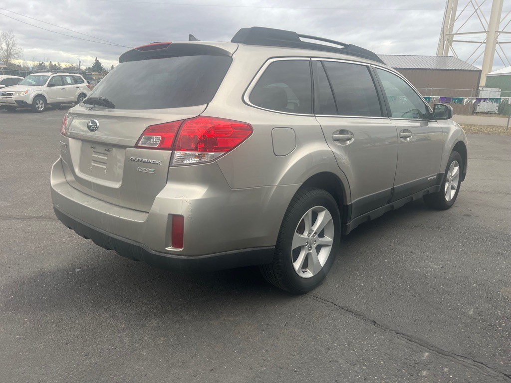 2014 Subaru Outback Image 3