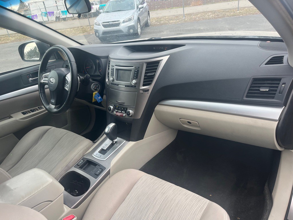 2014 Subaru Outback Image 15