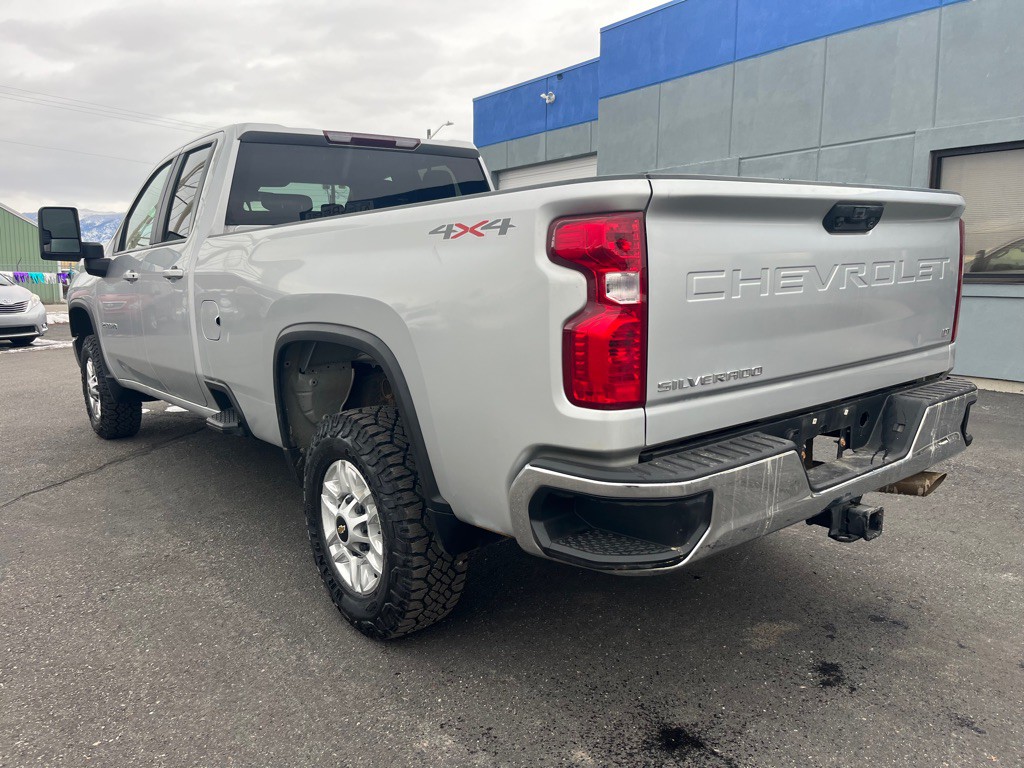 2023 Chevrolet Silverado 1500 Image 2