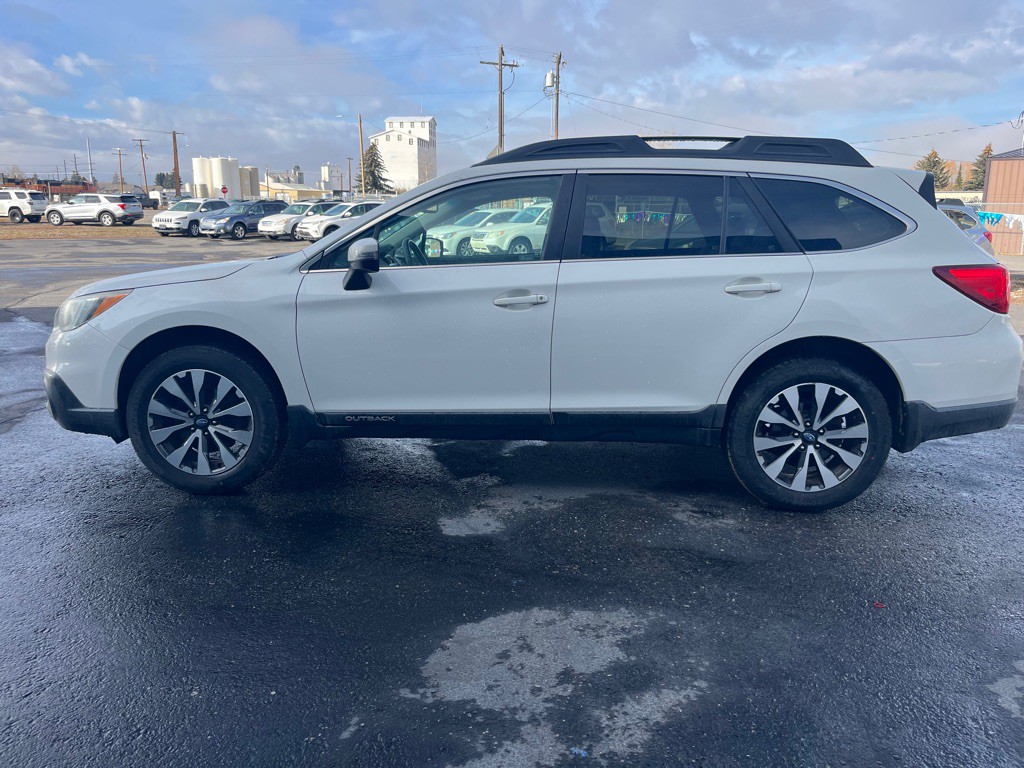 2016 Subaru Outback Image 7