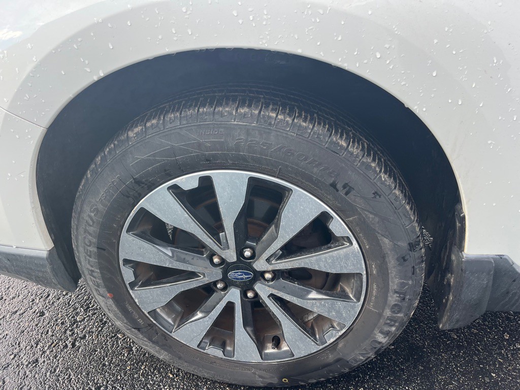 2016 Subaru Outback Image 10