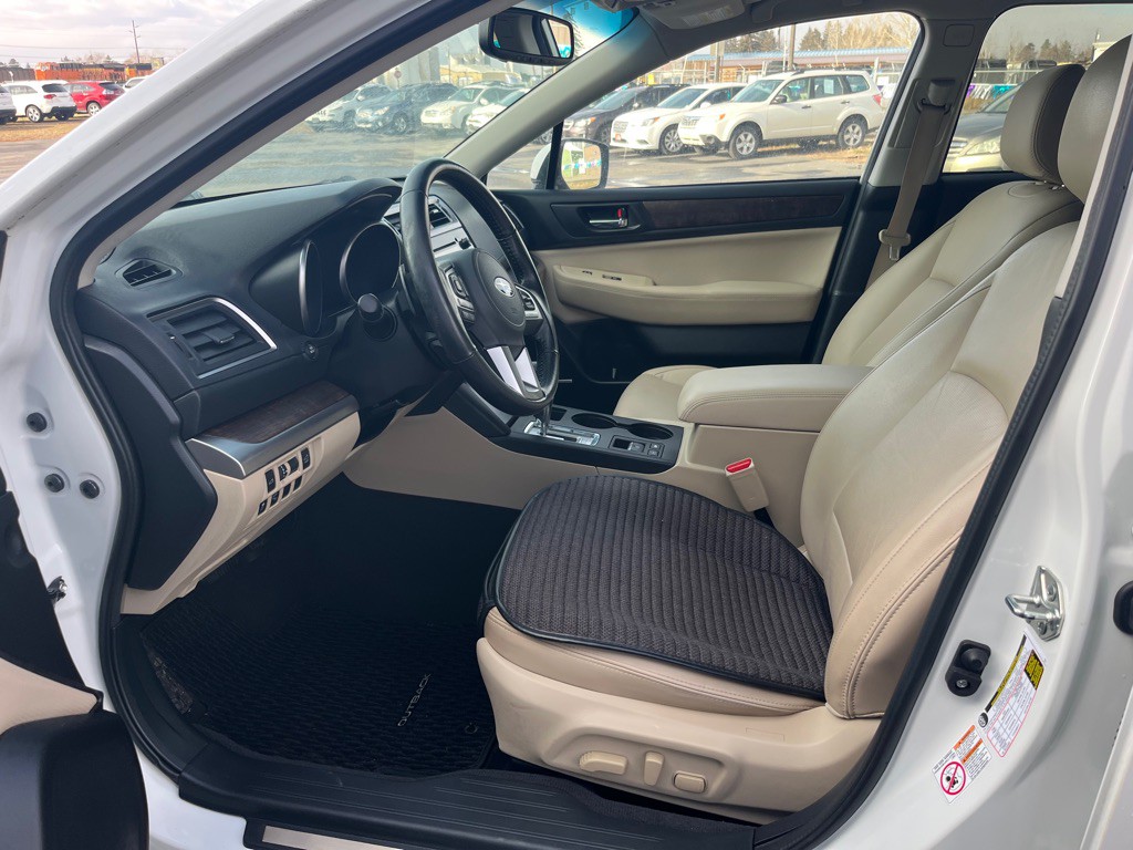 2016 Subaru Outback Image 13