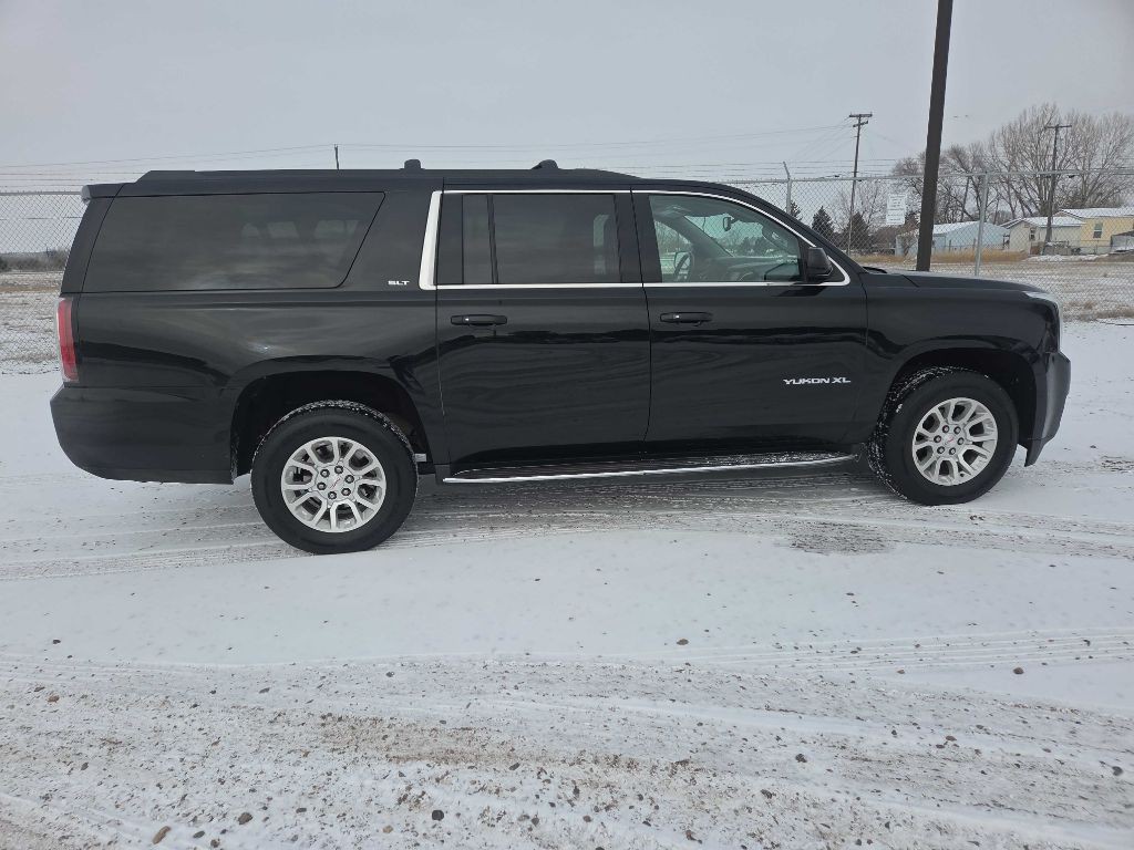 2019 GMC Yukon Image 3