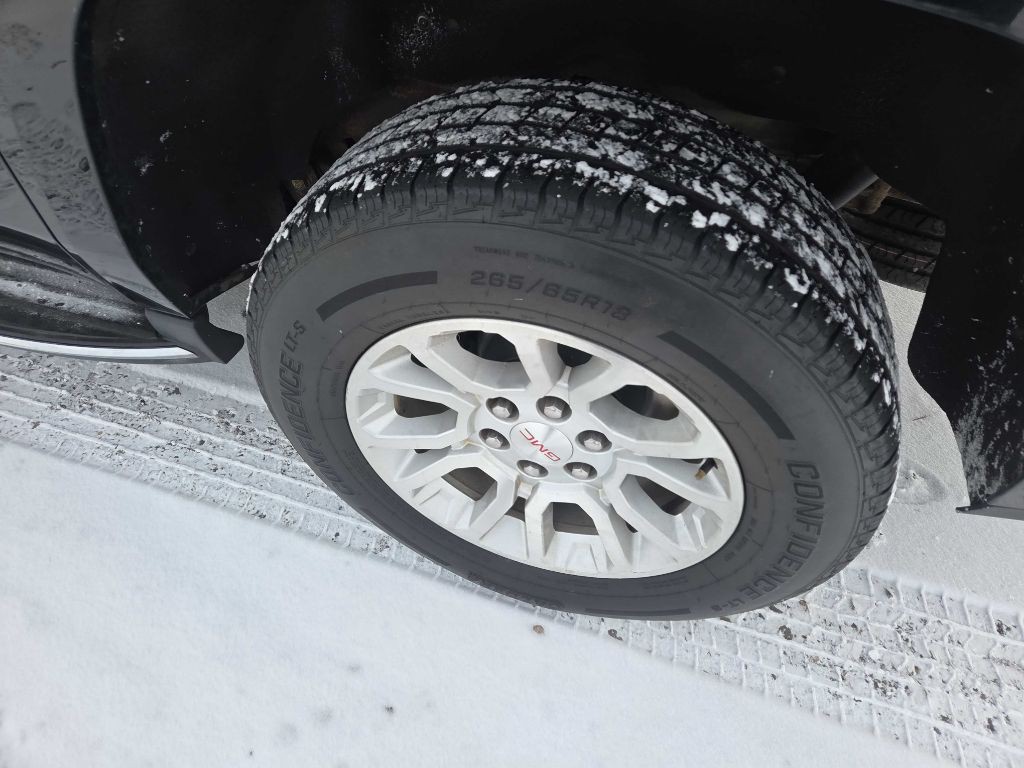 2019 GMC Yukon Image 9