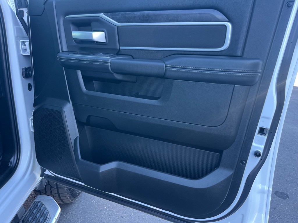 2024 RAM 2500 Image 16