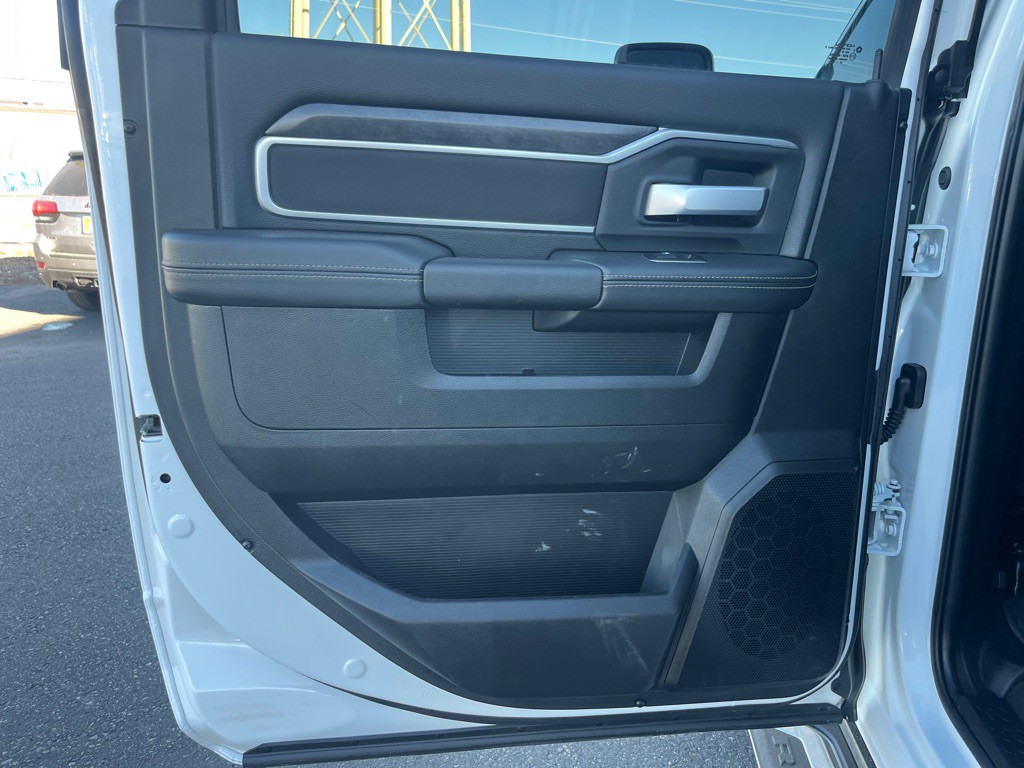 2024 RAM 2500 Image 22
