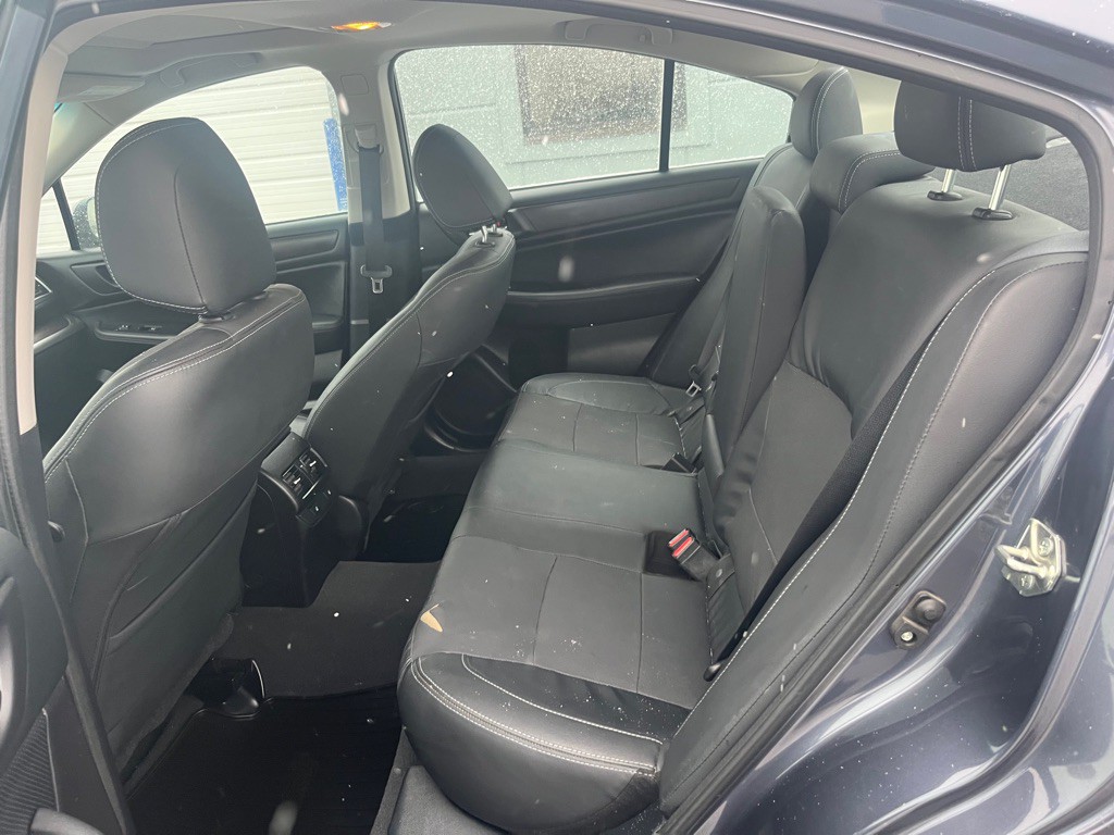 2017 Subaru Legacy Image 24