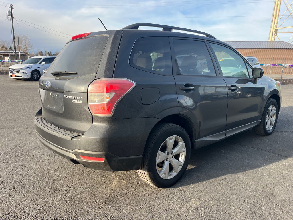 2014 Subaru Forester Image 3