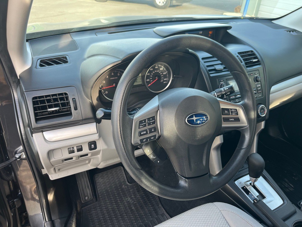 2014 Subaru Forester Image 13