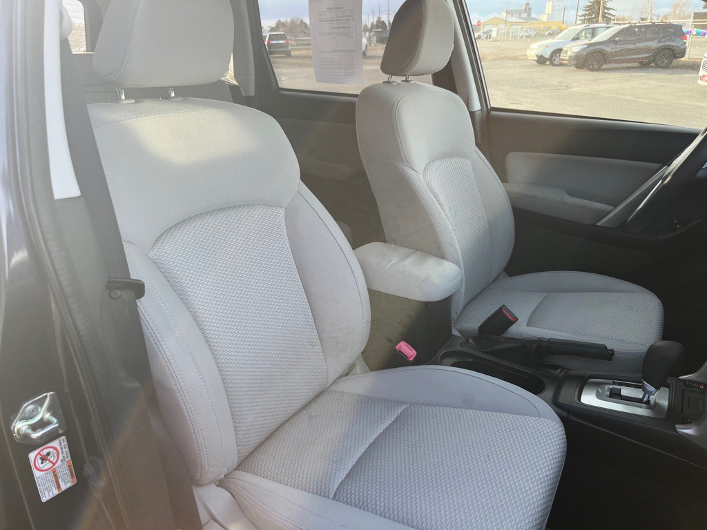 2014 Subaru Forester Image 18