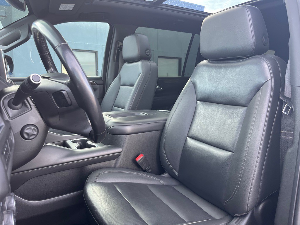 2022 Chevrolet Suburban Image 17