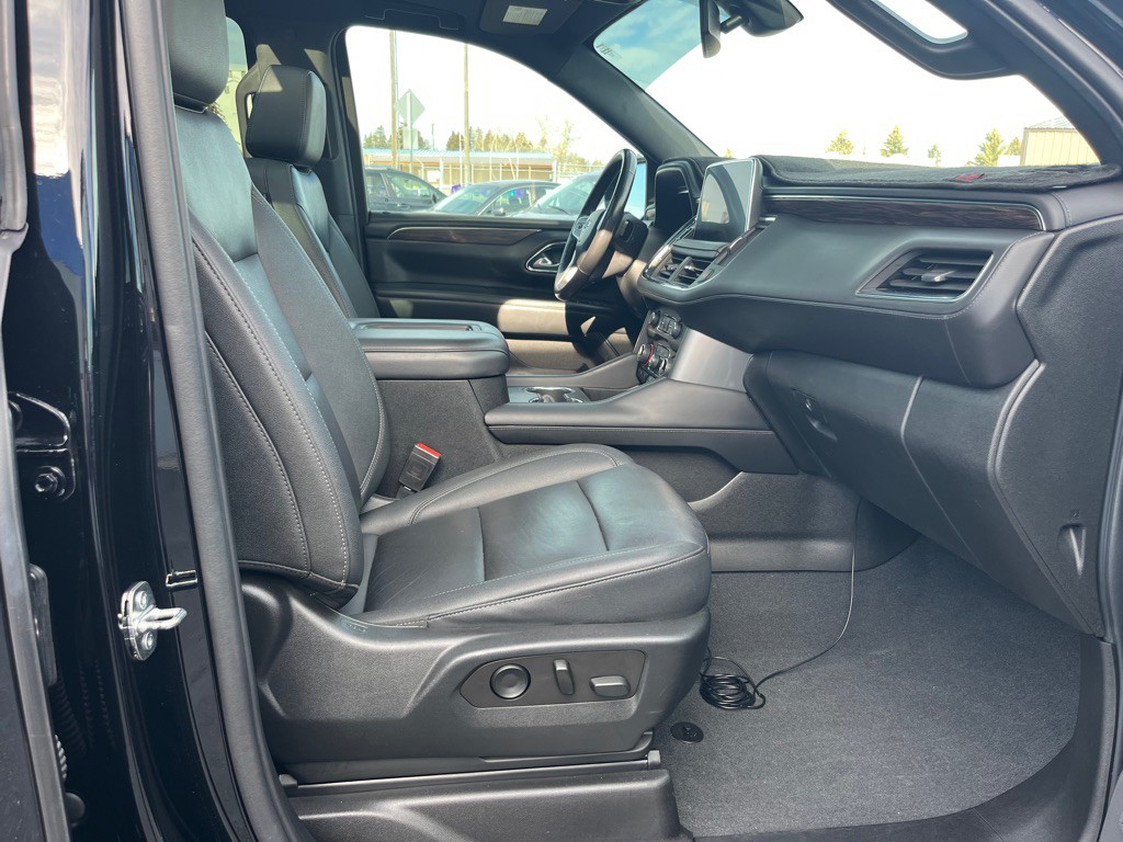 2022 Chevrolet Suburban Image 19