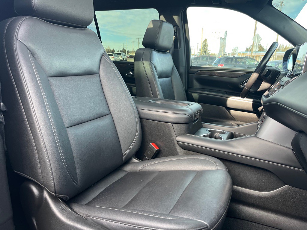 2022 Chevrolet Suburban Image 21