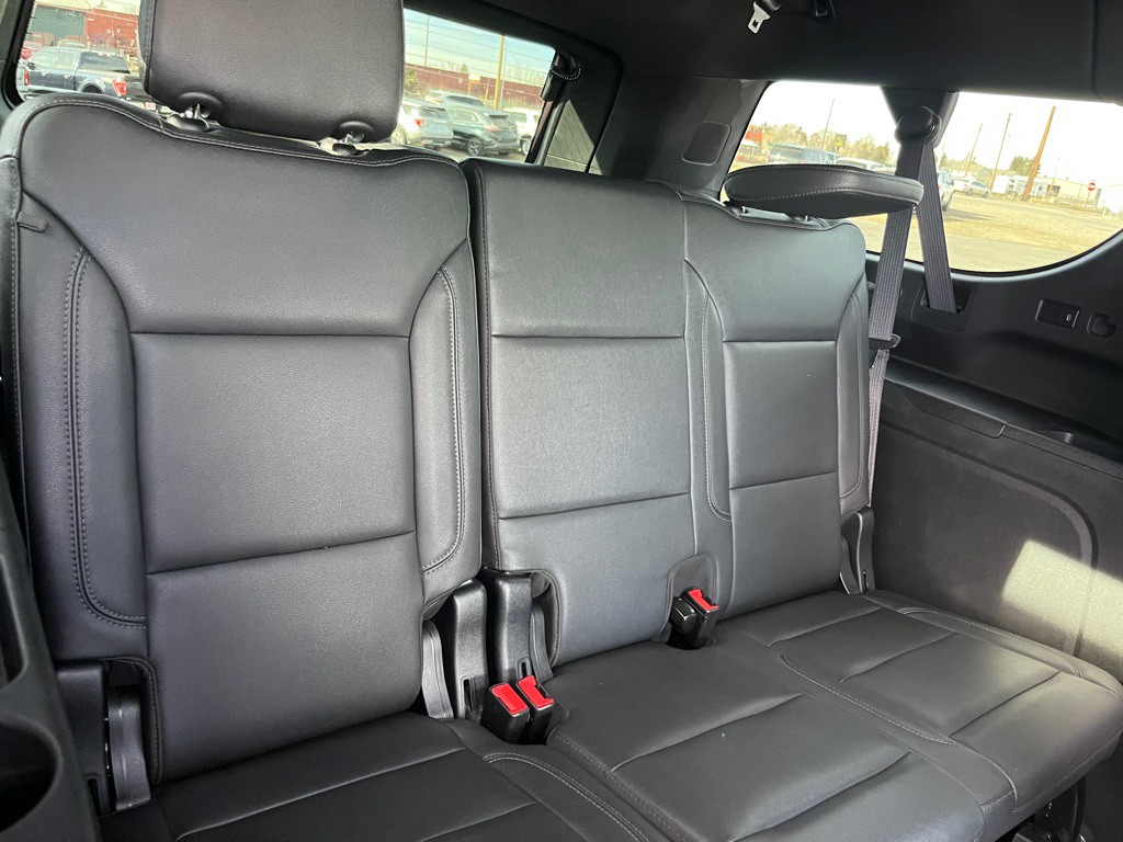 2022 Chevrolet Suburban Image 28