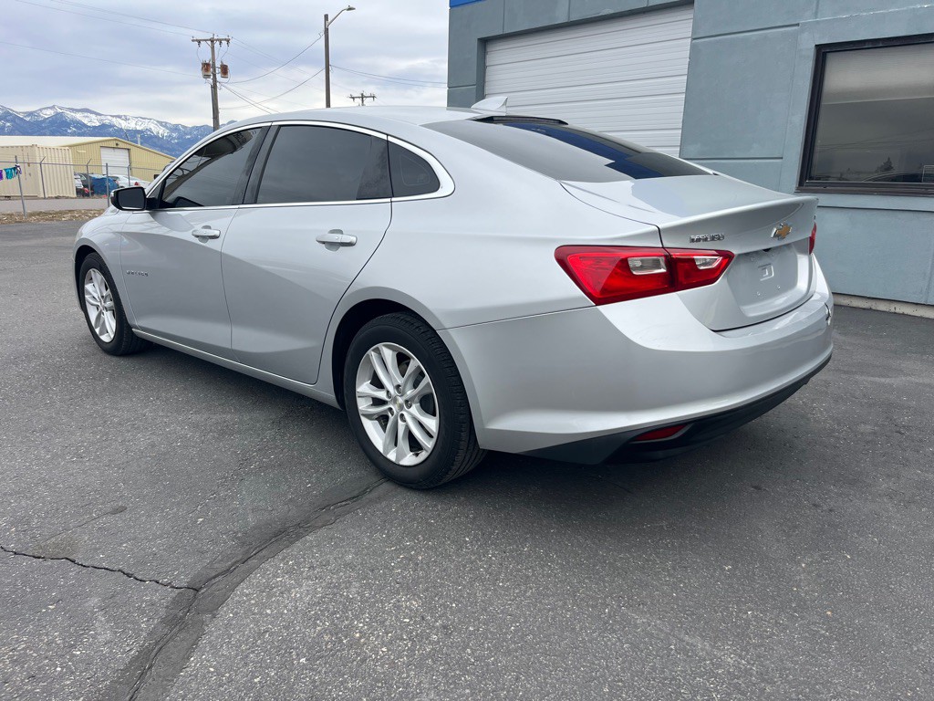 2018 Chevrolet Malibu Image 4