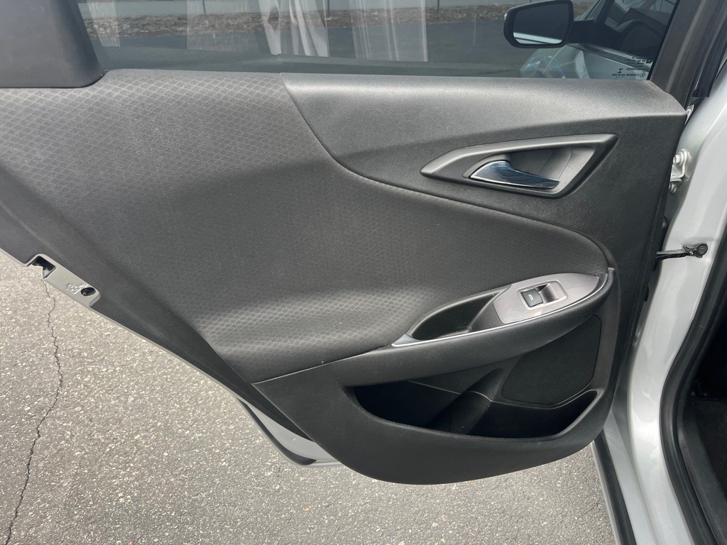 2018 Chevrolet Malibu Image 21