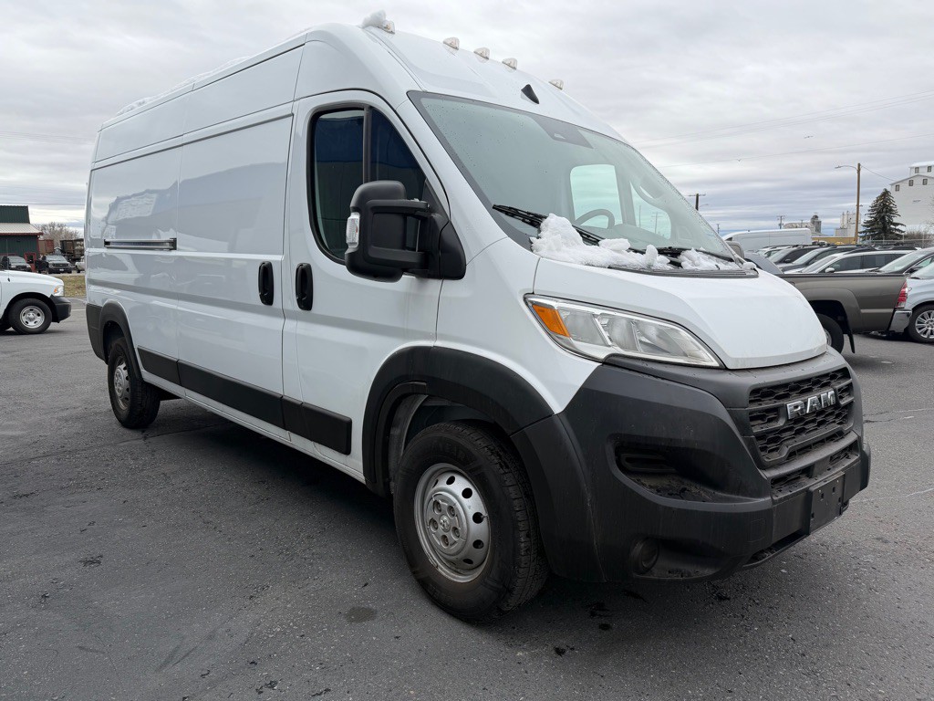 2023 RAM Promaster Image 2