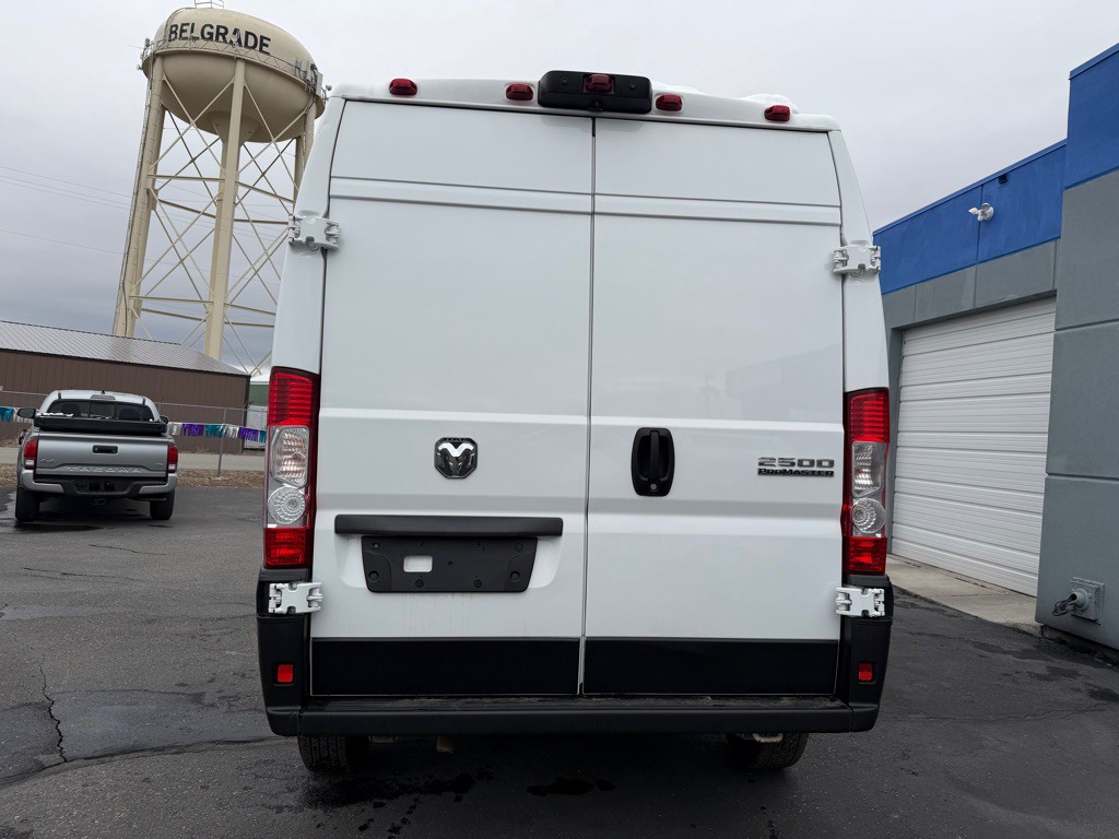 2023 RAM Promaster Image 8