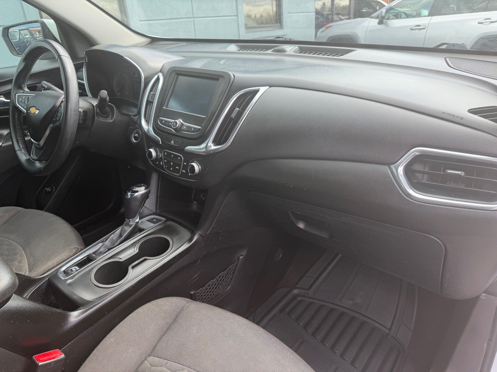 2018 Chevrolet Equinox Image 17